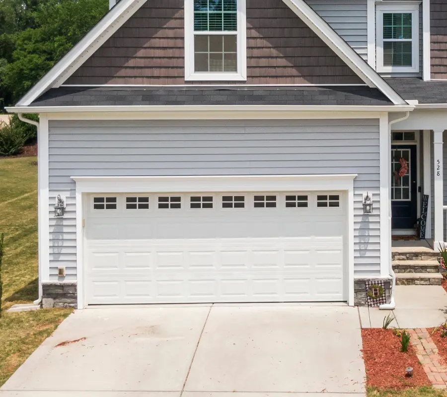 Residential garage door installation and repair in Arizona